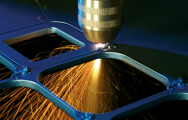 Vue détaillée du soudage plasma avec la technologie ARCLINE® PAW