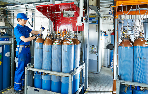 Manipulation des bouteilles de gaz