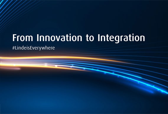 Lichtstreifen auf dunkelblauem Hintergrund in Form eines großen L