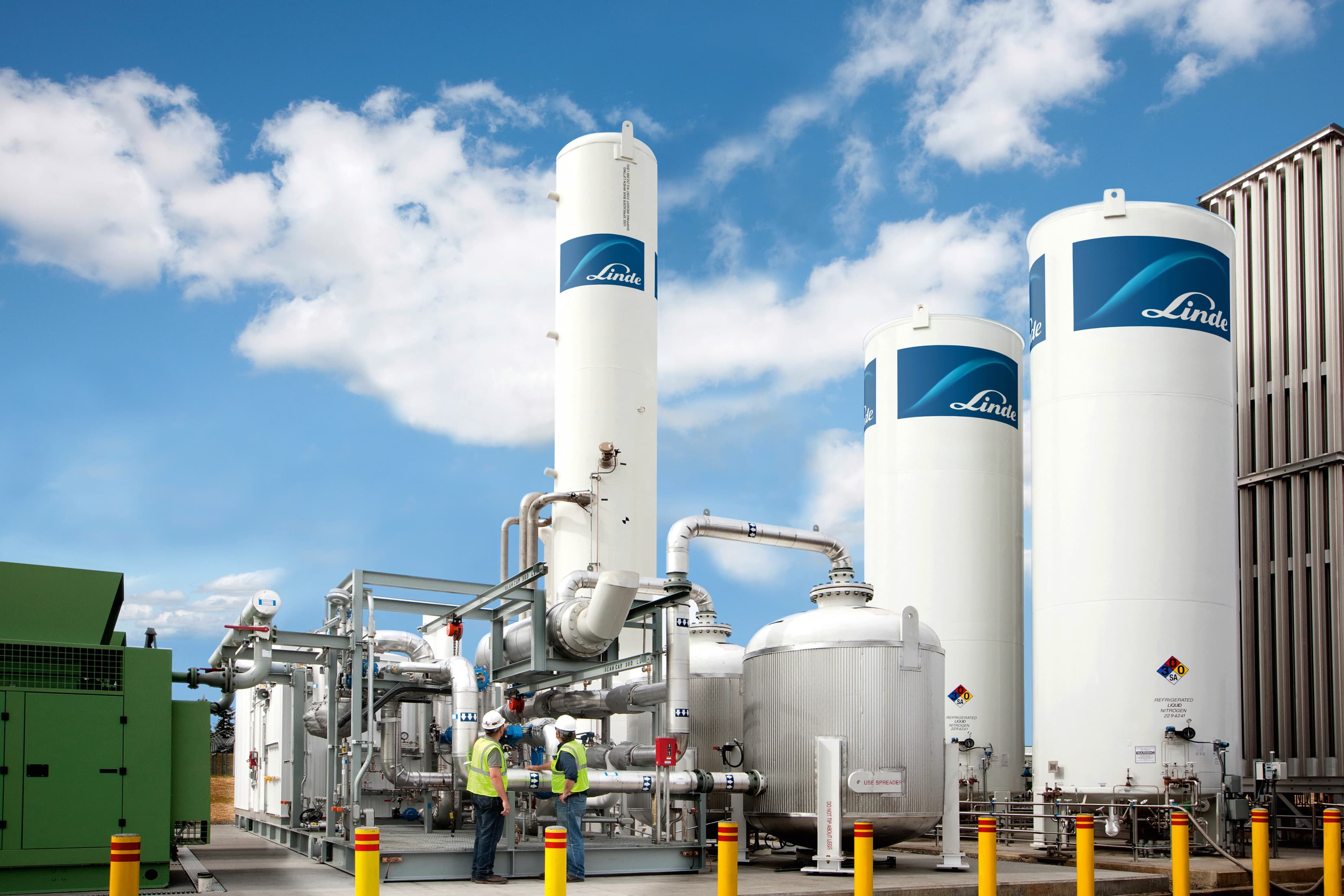 ECOVAR supply system components and on-site gas production plant