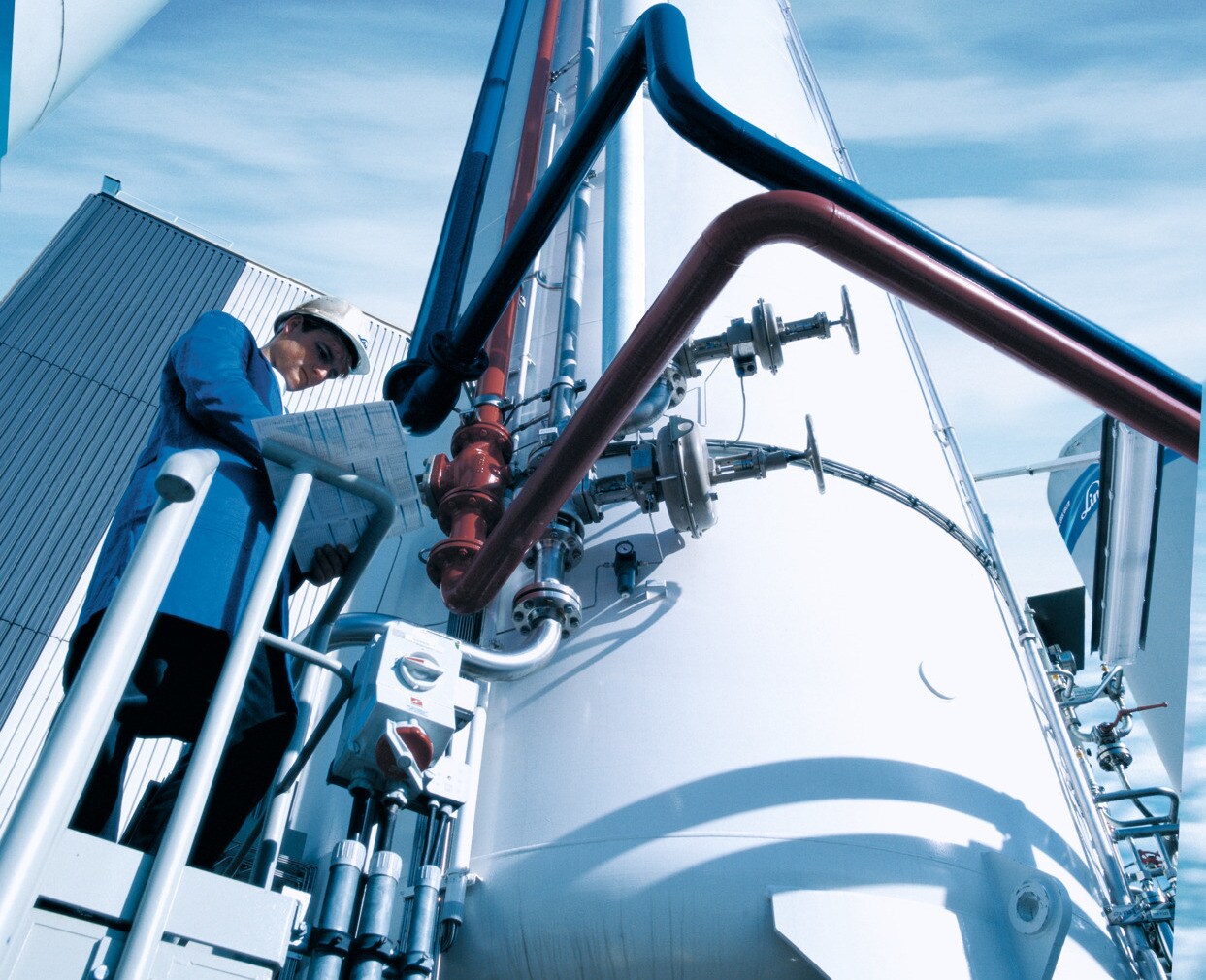 ECOVAR system modules for flexible on-site gas production