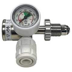 Oxygen Regulator, Bullnose Inlet with BS Schrader Outlet